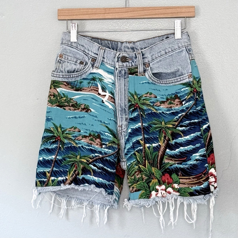 Vintage Levis 512 UPCYCLED Shorts Womens 9M Beach Scene High Waist Cutoff USA